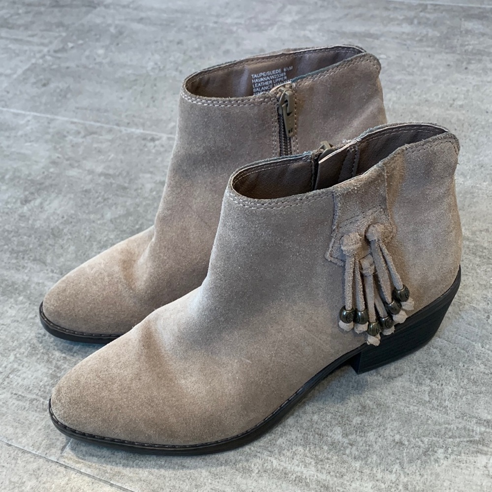 White Mountain Taupe Suede Ankle Boots Size 6.5